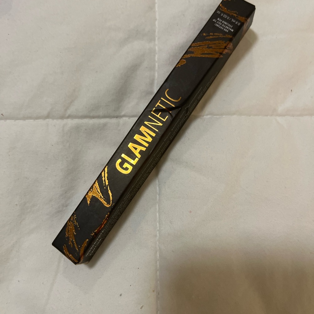 Glamnetic Venus magnetic lashes and glametic Soo Future magnetic eyeliner.
